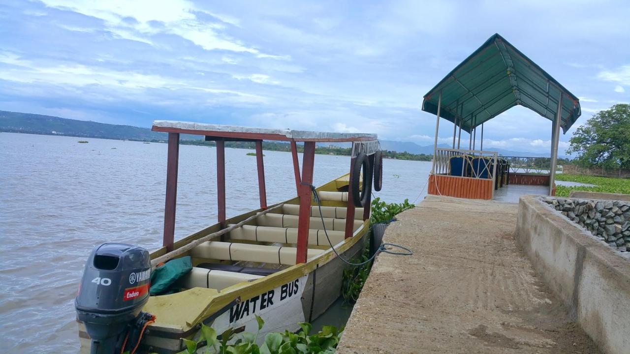 Milimani Beach Resort Kisumu Bagian luar foto
